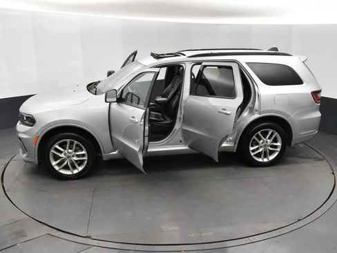 Used 2024 Dodge Durango GT image 7