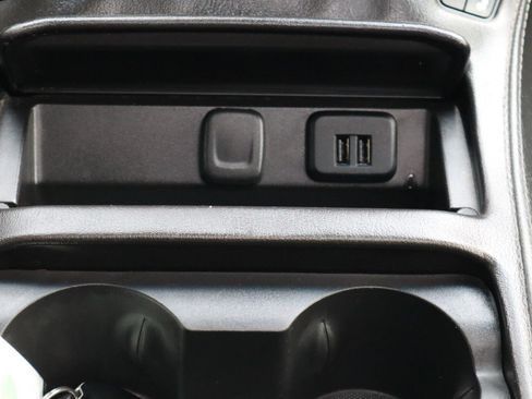 Used 2015 Chevrolet Suburban LTZ RWD image 31