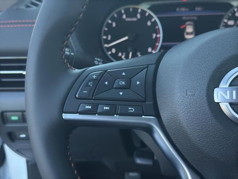 New 2025 Nissan Sentra SR image 19