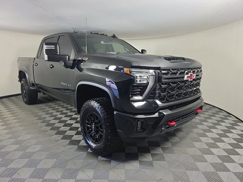 Used 2024 Chevrolet Silverado 2500 ZR2 AWD/4WD image 7