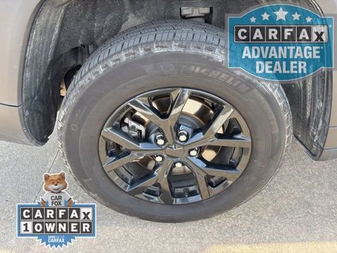 Used 2024 Jeep Grand Cherokee L Laredo image 8