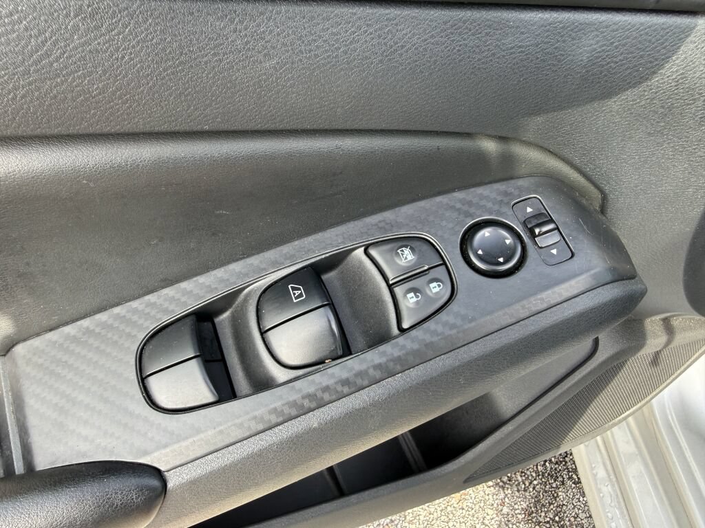Used 2024 Nissan Altima 2.5 S FWD image 18