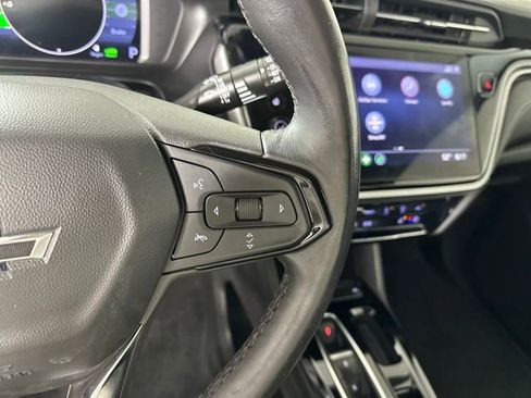 Used 2022 Chevrolet Bolt EUV LT w/ Convenience Package image 16