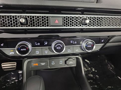 Used 2025 Honda Civic Sport image 23