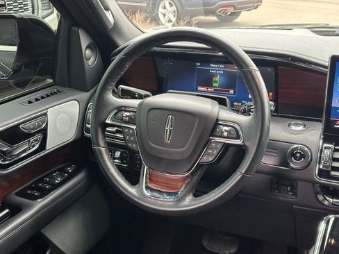 Certified 2024 Lincoln Navigator L Reserve image 13