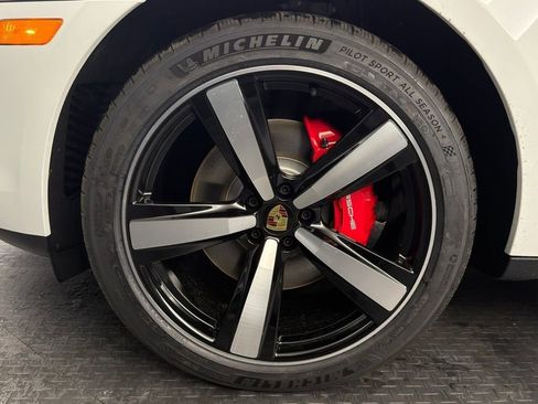 New 2026 Porsche Macan S image 13