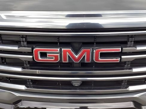 Used 2023 GMC Acadia AT4 w/ Technology Package image 29