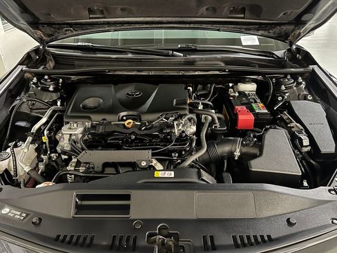 Certified 2021 Toyota Camry SE image 41