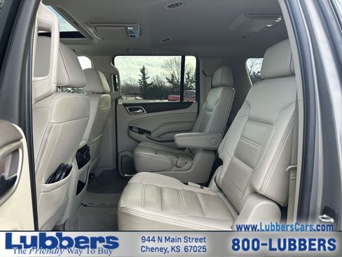 Used 2019 GMC Yukon XL Denali w/ Denali Ultimate Package image 21