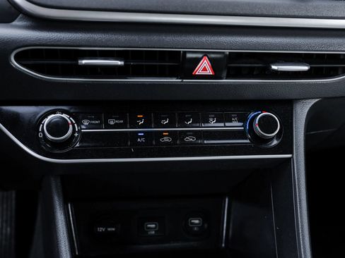 Used 2023 Hyundai Sonata SE FWD image 31