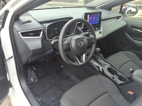 Used 2024 Toyota Corolla SE w/ SE Package FWD image 16