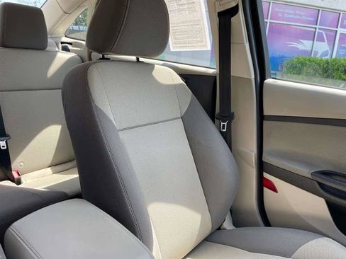 Used 2014 Ford Focus SE image 74