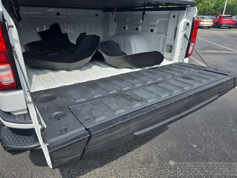 Used 2022 GMC Sierra 1500 Elevation AWD/4WD image 12