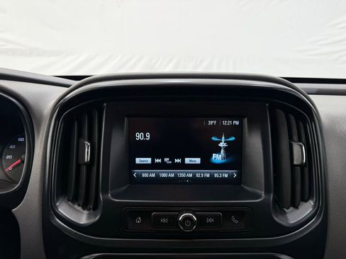 Used 2018 Chevrolet Colorado W/T image 27