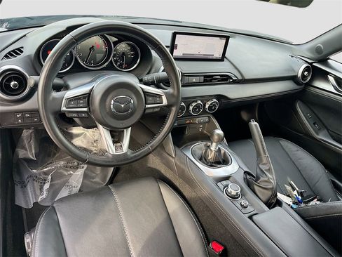 Used 2024 MAZDA MX-5 Miata RF Grand Touring image 24