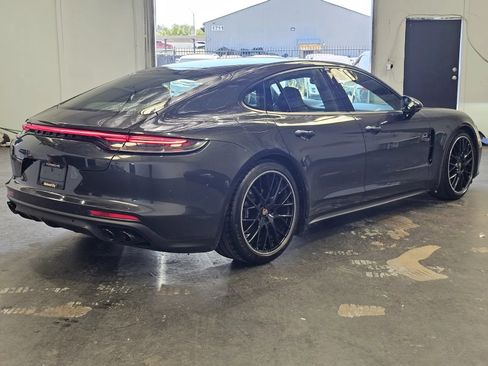 Used 2023 Porsche Panamera w/ Premium Package RWD image 4