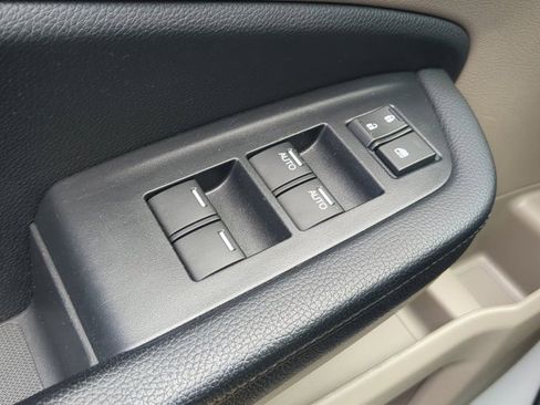 Used 2021 Honda Pilot Touring image 23