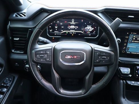 Used 2025 GMC Sierra 2500 AT4 w/ AT4 Premium Plus Package image 25