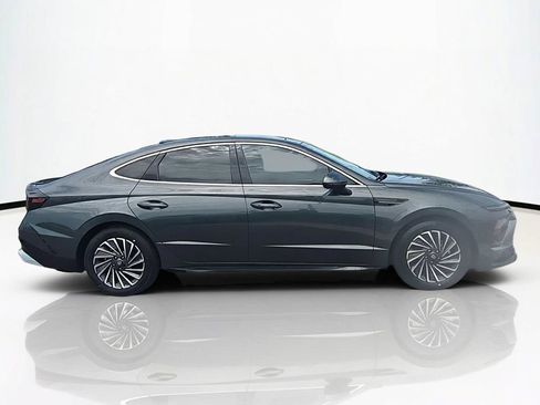 New 2026 Hyundai Sonata SEL FWD image 4