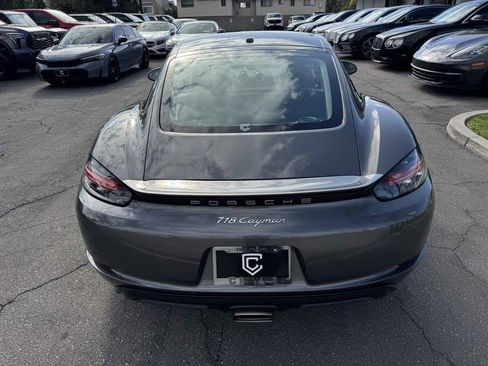 Used 2019 Porsche 718 Cayman RWD image 7