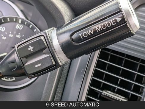 Certified 2024 Nissan Titan SV RWD image 20