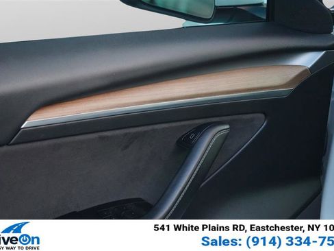 Used 2021 Tesla Model 3 Standard Range Plus image 29