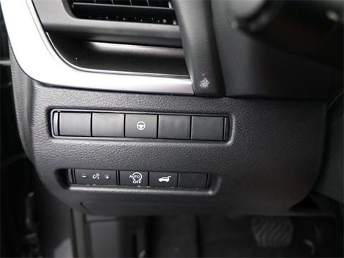 New 2026 Nissan Rogue SV image 20