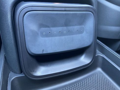 Used 2023 Rivian R1T Adventure image 28