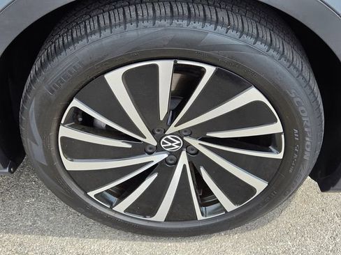 Used 2024 Volkswagen ID.4 S RWD image 13