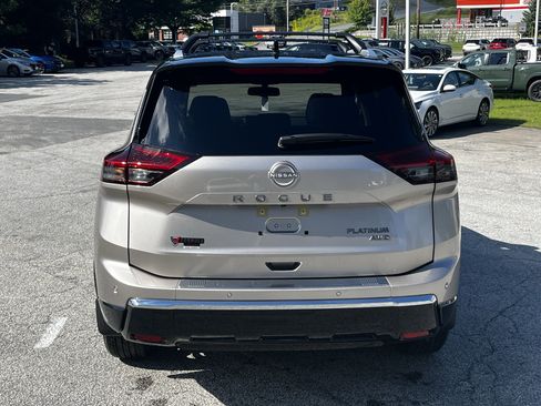 New 2026 Nissan Rogue Platinum AWD/4WD image 5