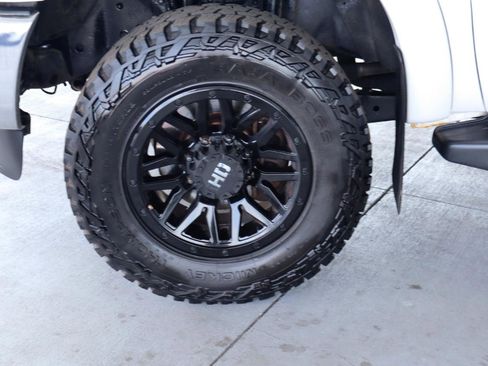 Used 2016 Ford F250 XLT w/ Snow Plow Prep Package image 12