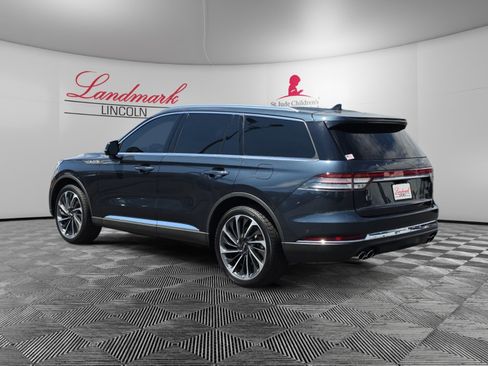 Certified 2022 Lincoln Aviator Reserve w/ Equipment Group 201A AWD/4WD image 3