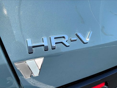 Certified 2024 Honda HR-V EX-L image 23