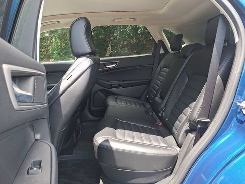 Used 2023 Ford Edge SEL AWD/4WD image 10