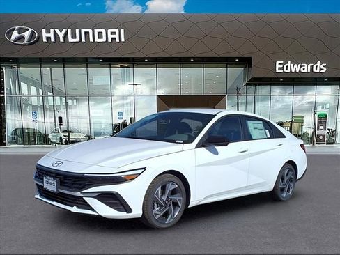 New 2025 Hyundai Elantra Sport image 1