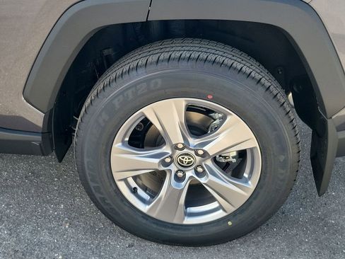 New 2025 Toyota RAV4 XLE image 18