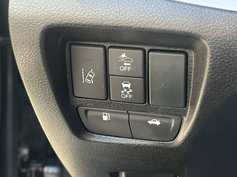 Used 2019 Acura TLX FWD image 12