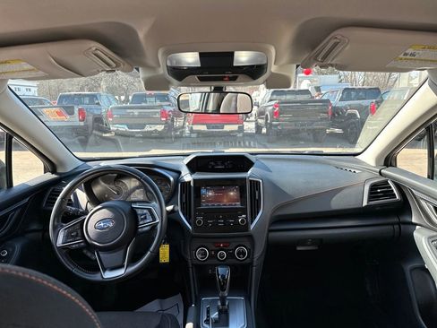 Used 2020 Subaru Crosstrek 2.0i Premium image 12