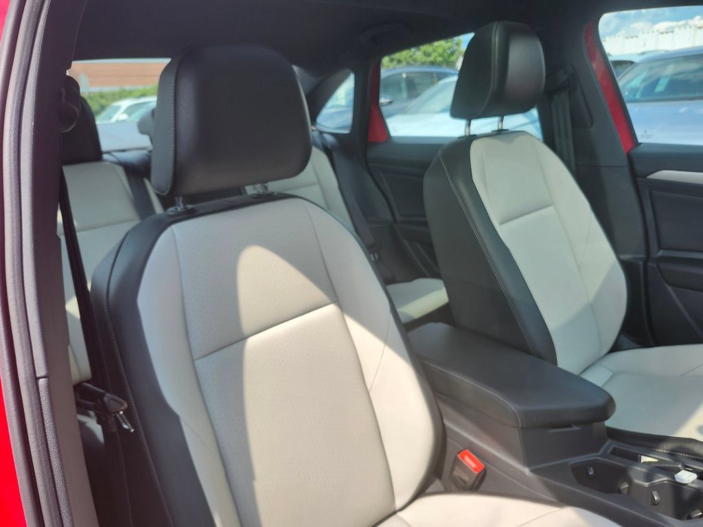 Used 2019 Volkswagen Jetta R-Line FWD image 13