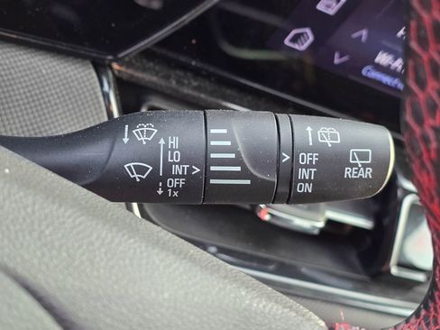 Used 2025 Chevrolet TrailBlazer RS w/ Driver Confidence Package image 22