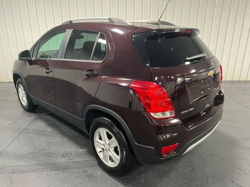 Used 2020 Chevrolet Trax LT w/ LT Convenience Package image 15
