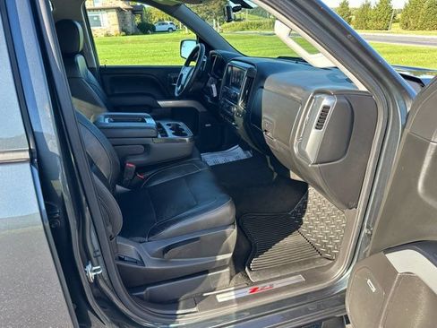 Used 2018 Chevrolet Silverado 1500 LT w/ LPO, Black Pack AWD/4WD image 23