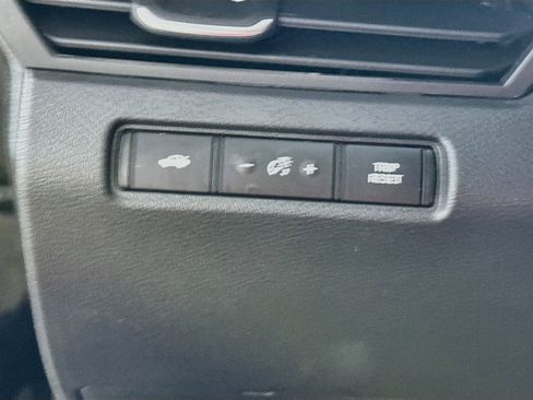 Used 2021 Nissan Altima 2.5 SV FWD image 12