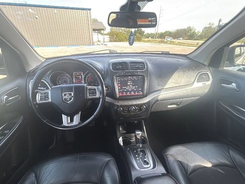 Used 2020 Dodge Journey Crossroad FWD image 29