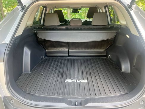 Used 2025 Toyota RAV4 XLE w/ Convenience Package AWD/4WD image 23