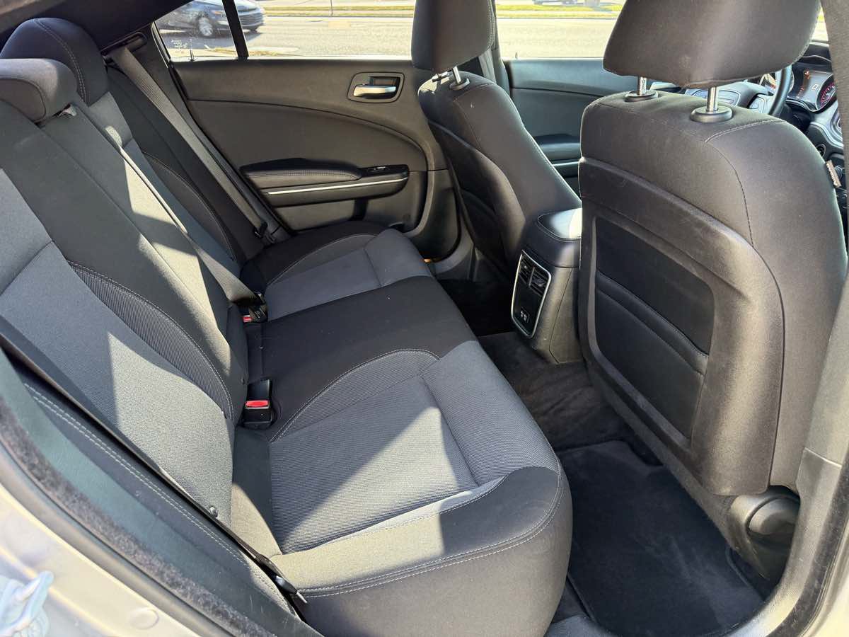Used 2015 Dodge Charger SE w/ Popular Equipment Group AWD/4WD image 16
