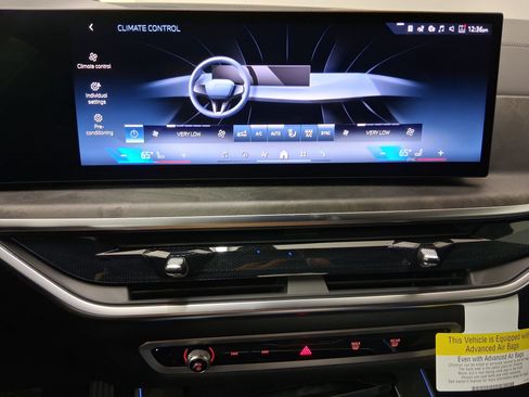 New 2026 BMW X5 xDrive50e w/ Premium Package AWD/4WD image 24