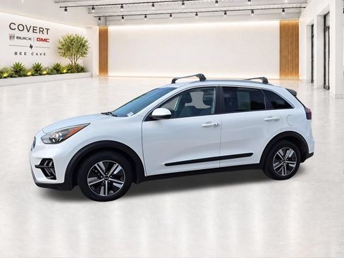 Used 2020 Kia Niro LXS FWD image 6