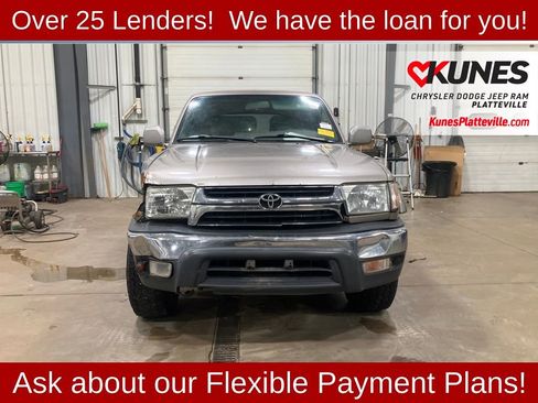 Used 2002 Toyota 4Runner SR5 image 2