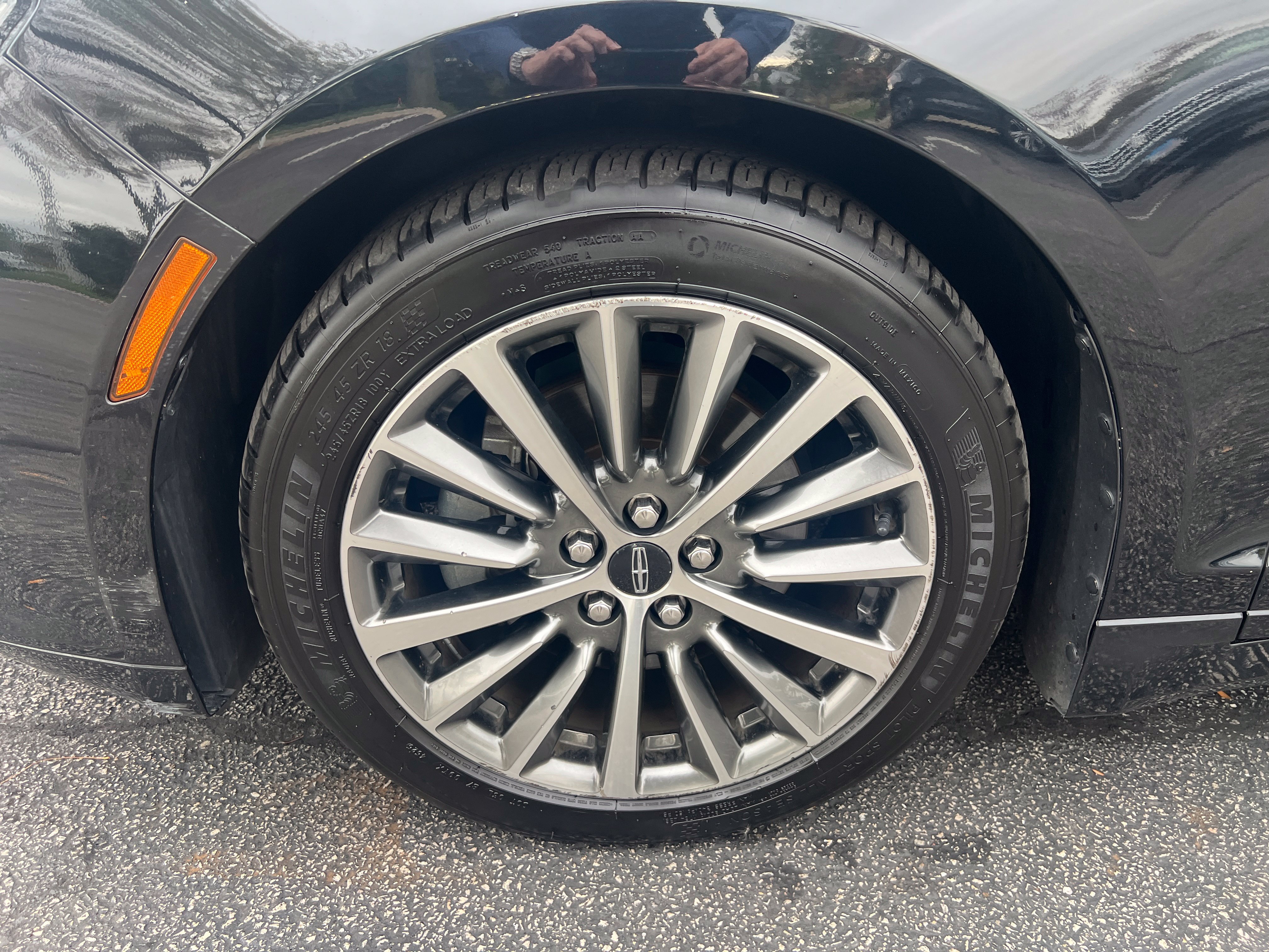 Used 2018 Lincoln MKZ Select w/ Select Plus Package FWD image 37